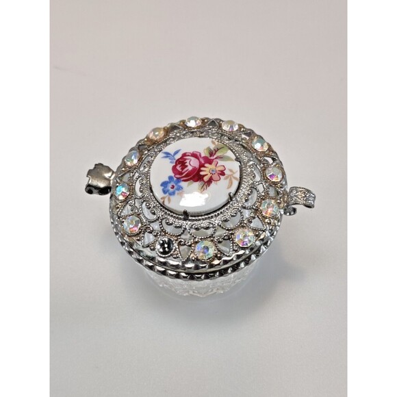 Small Floral Ring Holder With Rhinestones Made In Czech Republic - Picture 3 of 10